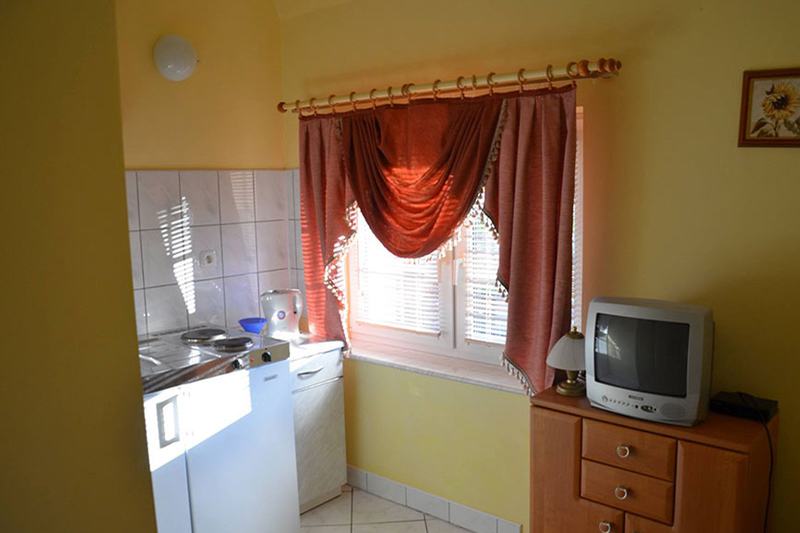 Apartament nr 9 — Kwitnący Migdałowiec — Willa u Babci Maliny w Sarbinowie